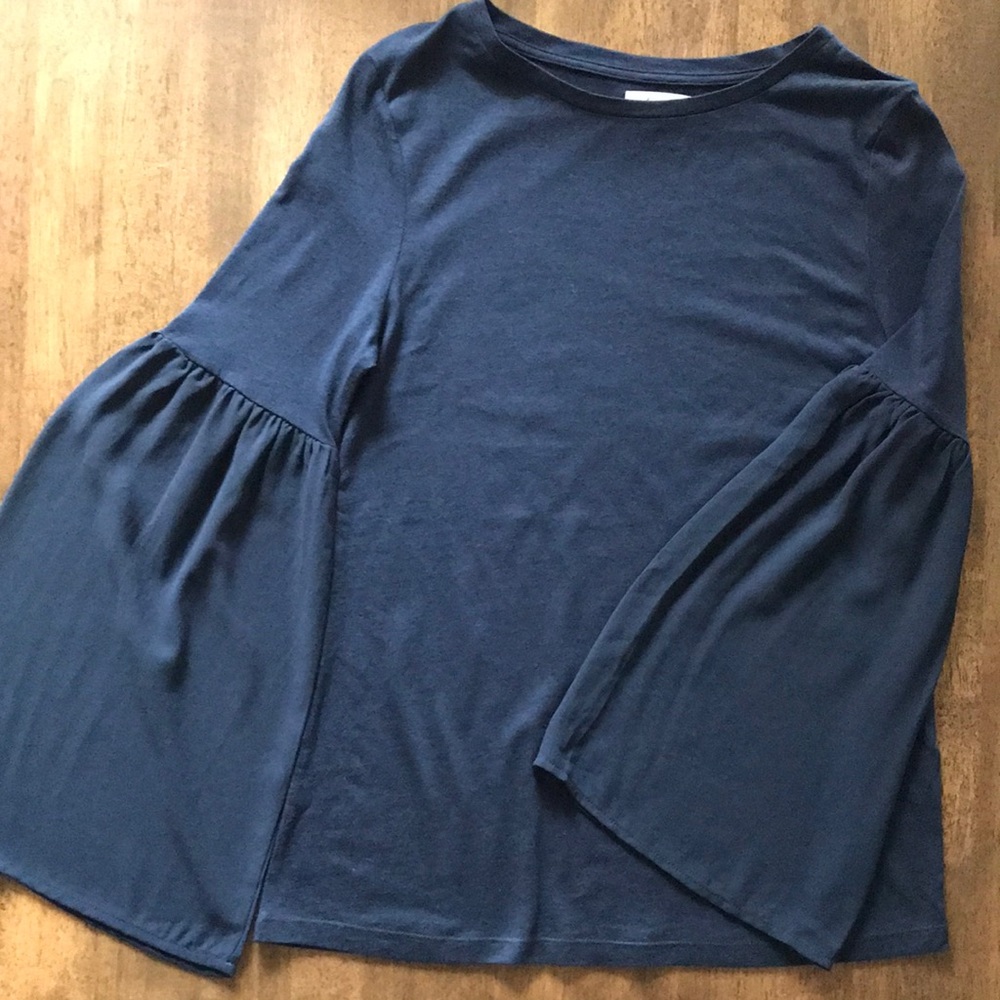 Navy blue wide sleeves t shirt